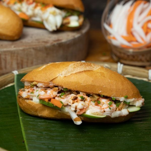 Grilled large prawns with truffle sauce Banh mi